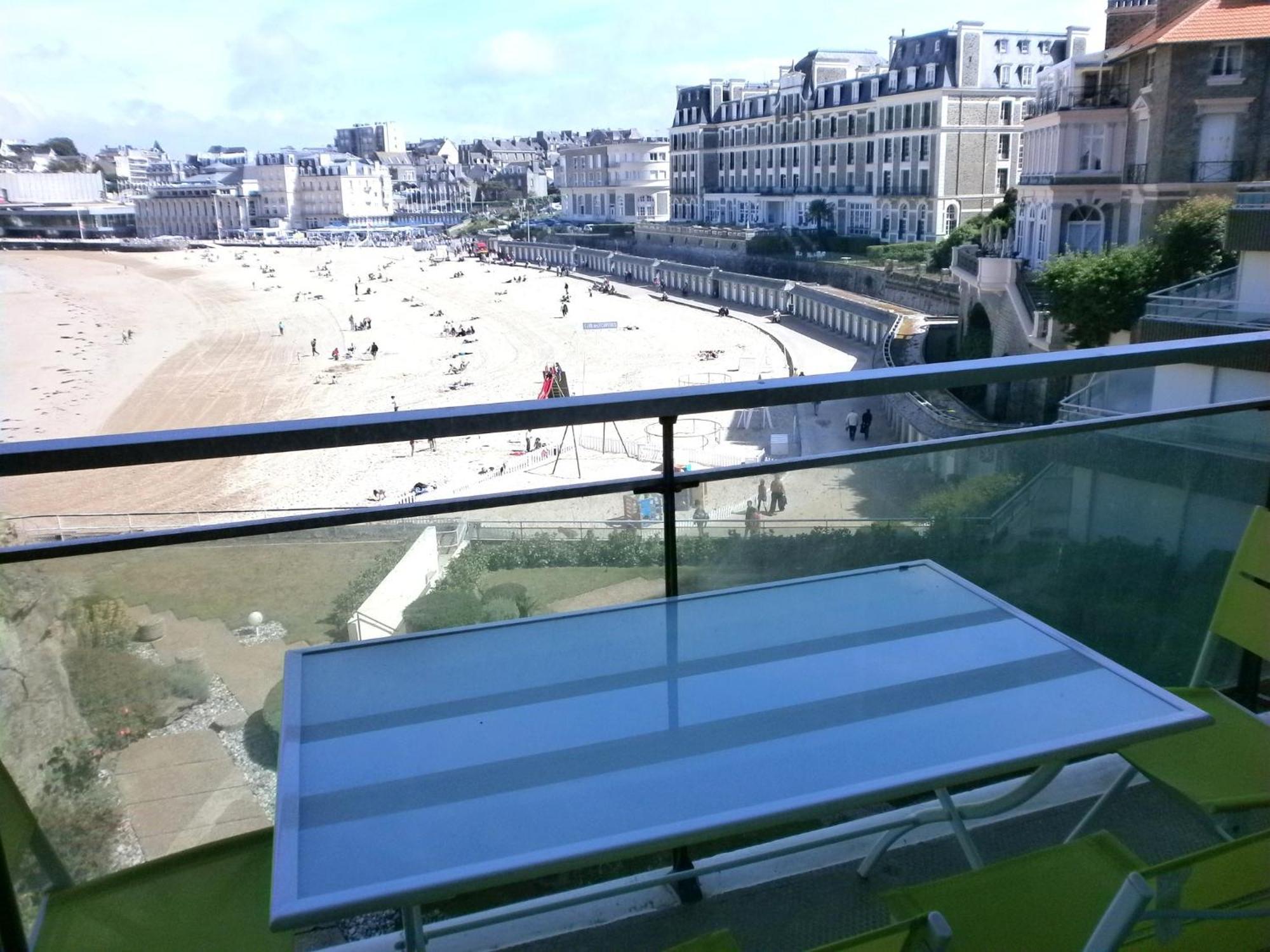 Residence Le Crystal Dinard Plage Exterior photo